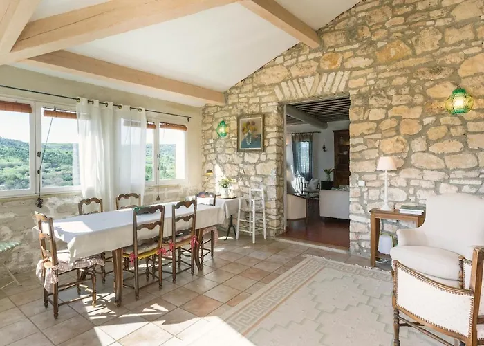 Maison Au Coeur De La Garrigue A Murs - Parc Regional Du Luberon